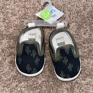 🌵 Carter’s Baby Slip-on Shoe